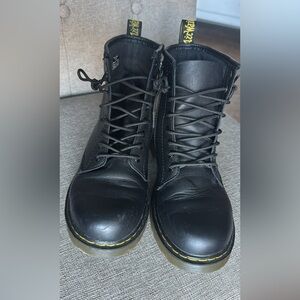 Dr Marten’s Black Lace-Up Leather Boots Size 5